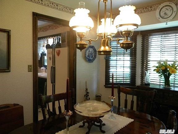 5th image of 129 Guilford Ave