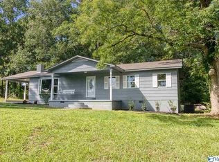 71 Blankenship Rd, Danville, AL 35619