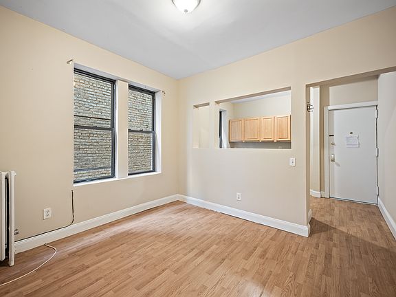 2nd image of 606 Flatbush Ave #2R