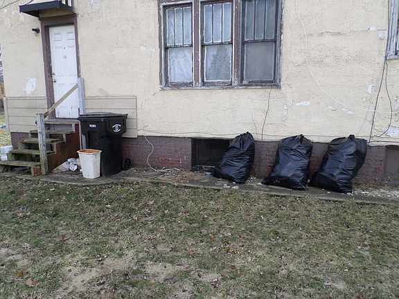 4th image of 734 Blaine Ave #732