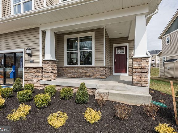 4th image of 5162 Newport Cir