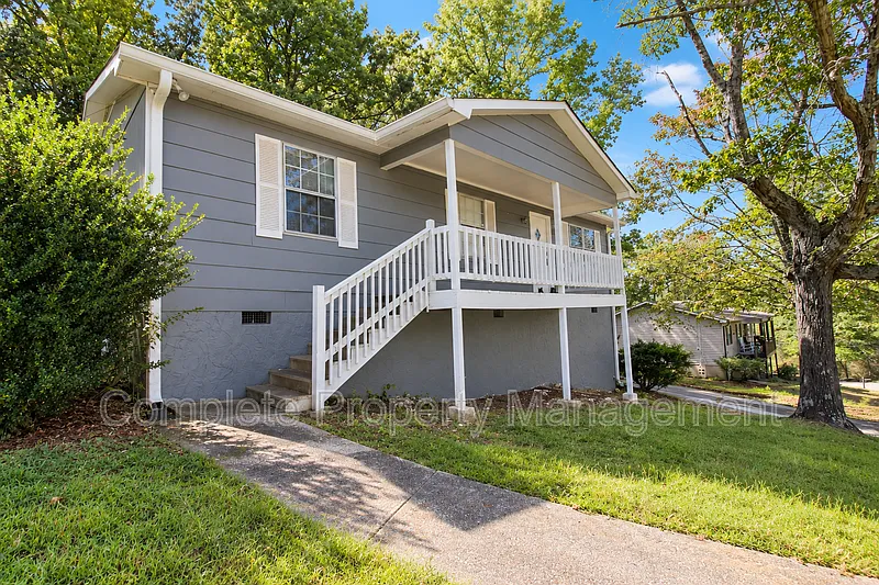 3 bed, 2.0 bath, 1146 sqft, $1,500 — Photo 2