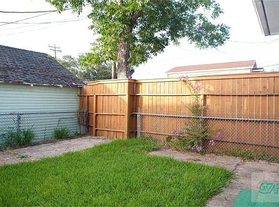 2nd image of 1212 Bowie Dr