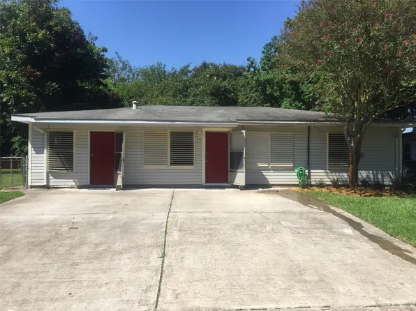 3022 Tarpey Ave, Texas City, TX 77590