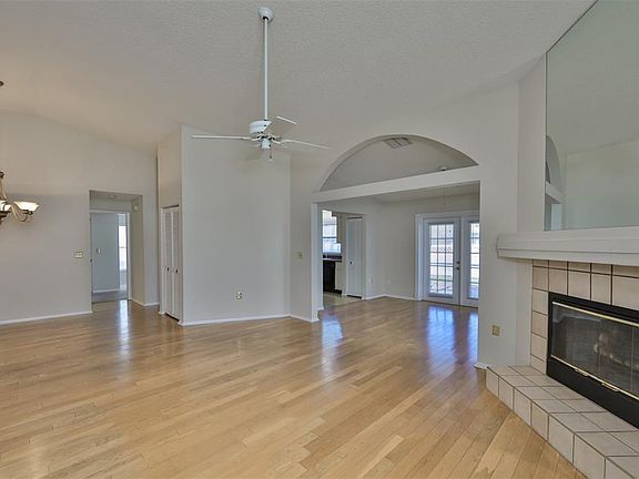 5th image of 13107 Faulkner Pl #102