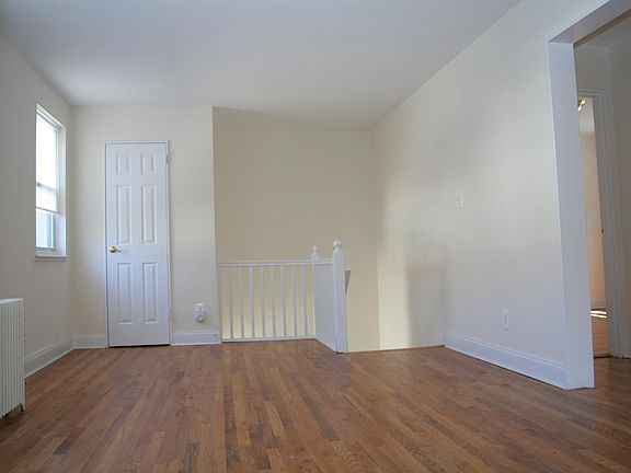 3rd image of 67-20 Cloverdale Blvd #B
