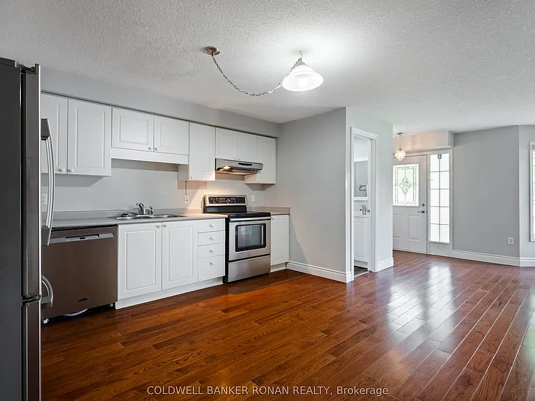 77 Montgomery Blvd — Photo 19