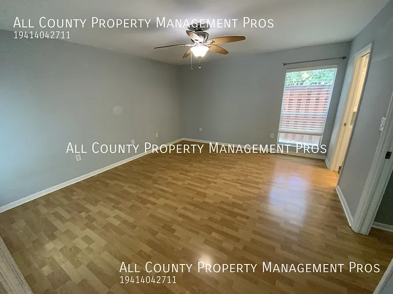 5518 Shady Brook Trl — Photo 9