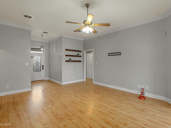 3rd image of 5813 Gold Crest Dr