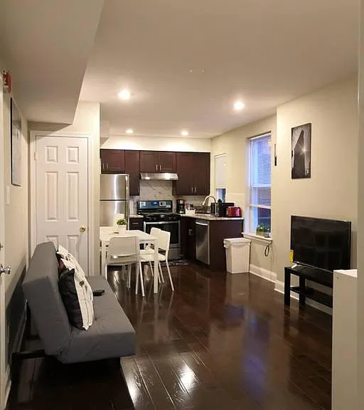 230 S 45th St #2 — Photo 1
