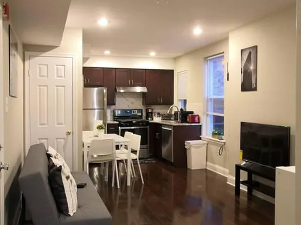 230 S 45th St #2, Philadelphia, PA 19104