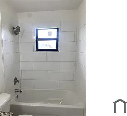 871 SW 8th St #B — Photo 7
