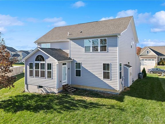 4th image of 603 Foxtail Ct
