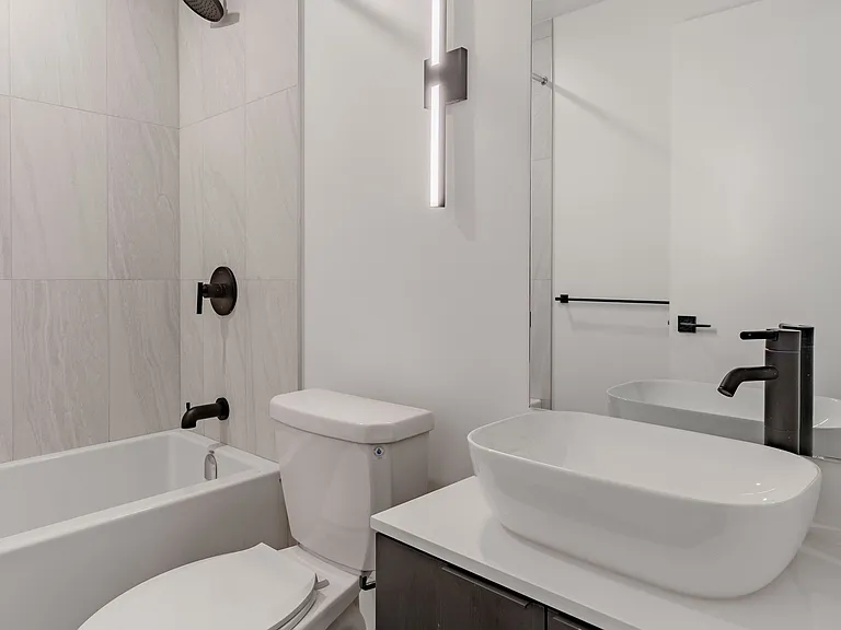 1185 Dupont St #421 — Photo 12