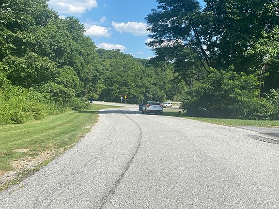 5th image of 59 Winged Foot Dr