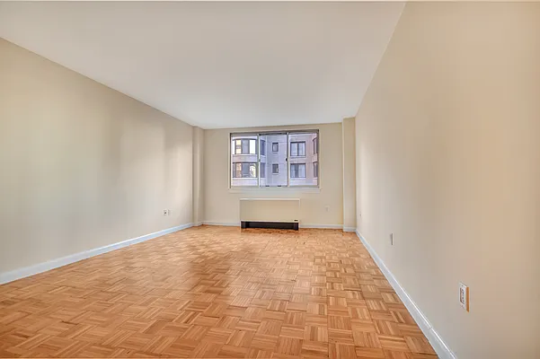 Rented by Compass | media 23