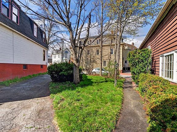 5th image of 30 Dow Street