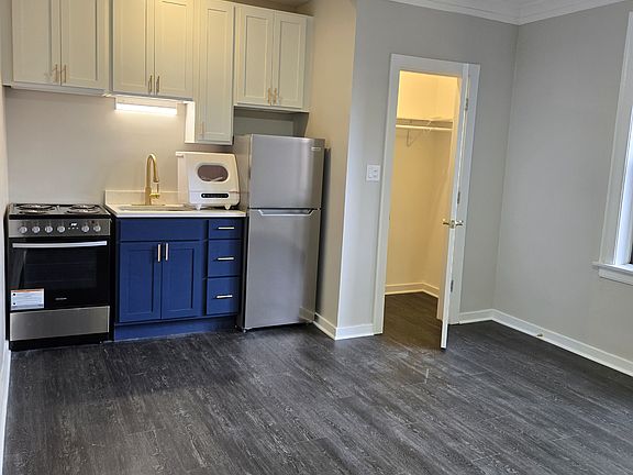 3rd image of 6540 N Glenwood Ave APT 207