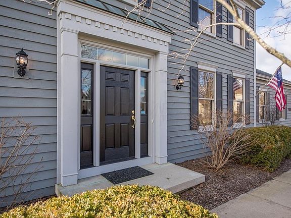 3rd image of 4679 Glanstonbury Dr