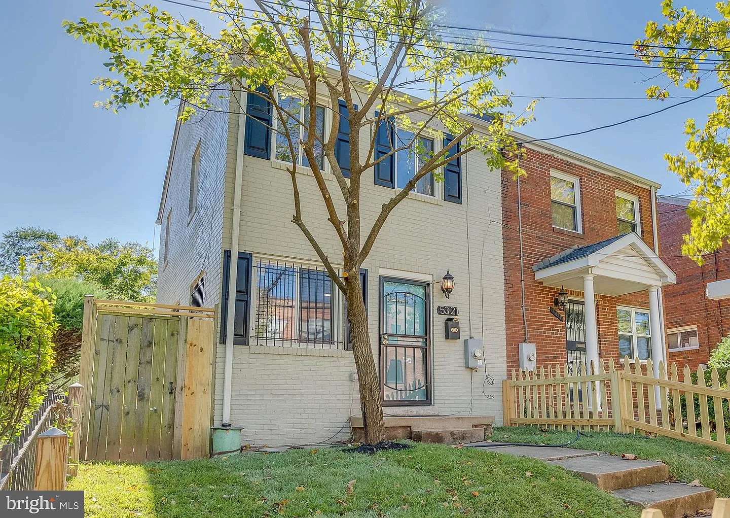 5321 Blaine St NE photo 1