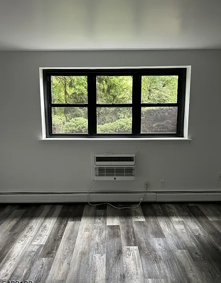 1041 Ridge St #B45 — Photo 4