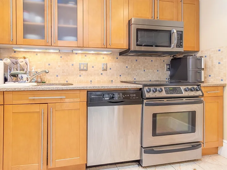 17 Dartmouth St #3 — Photo 7