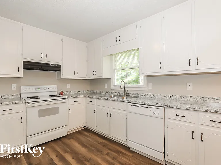 4315 Marjorie Rd — Photo 5