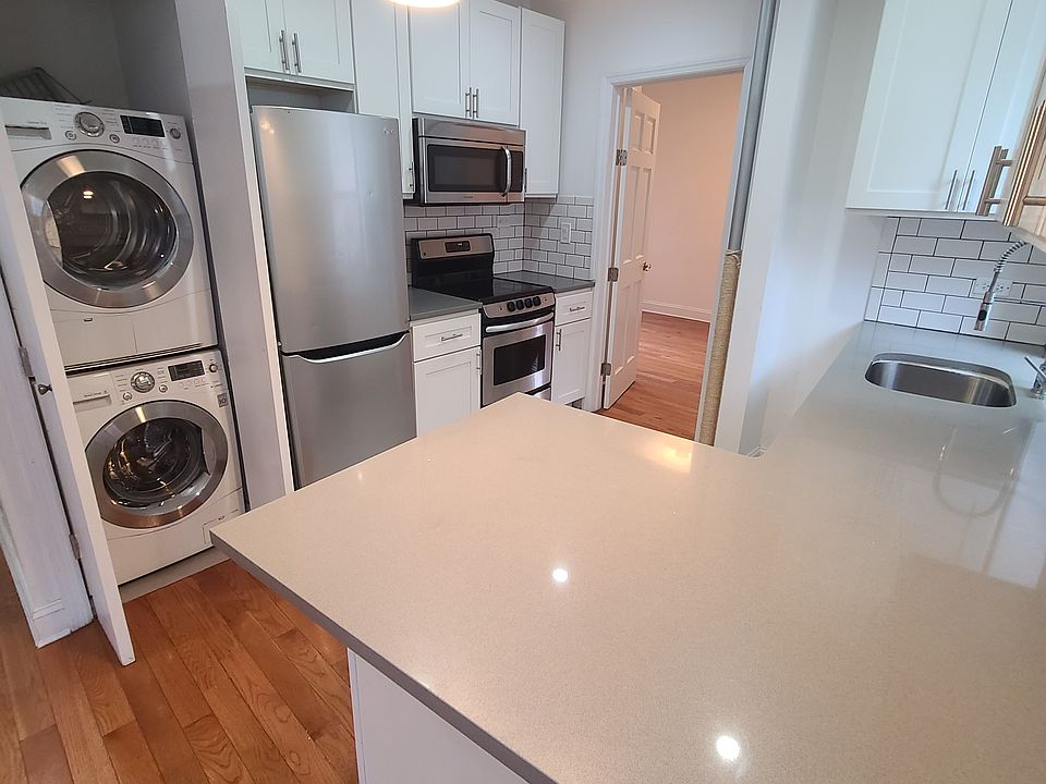 1st image of 111 Greenwich Ave #4B