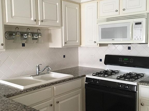5th image of 4517 Sunnyside Ave APT 1S