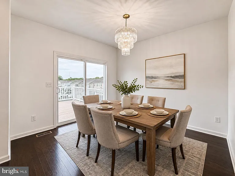 4811 Hicks Dr — Photo 14