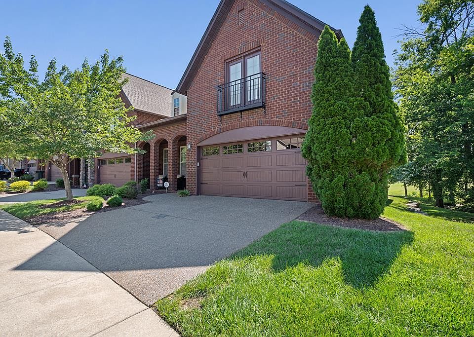 1st image of 131 Village Cir