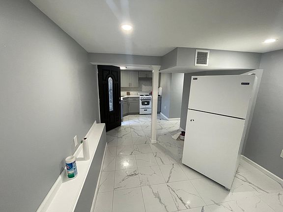 2nd image of 14927 121st St #3
