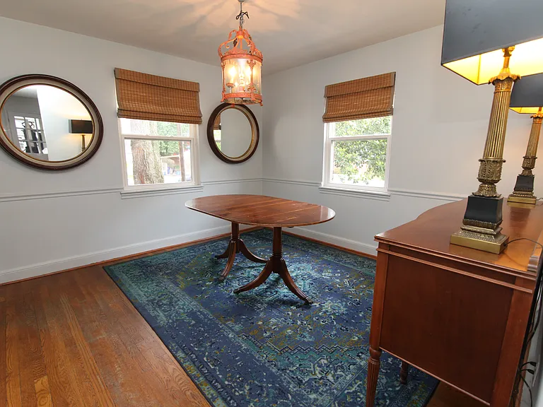 2713 Arcola Ave — Photo 5