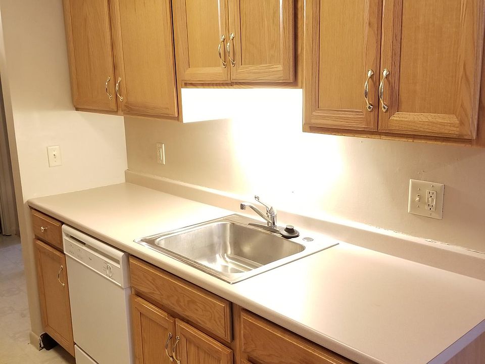 1st image of 698 Idlewood Blvd