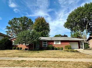 2003 11th Ave, Sterling, IL 61081