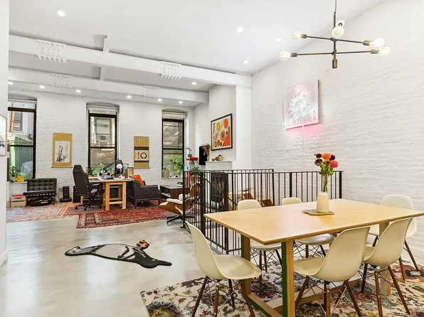 159 Carlton Ave APT 1C, Brooklyn, NY 11205