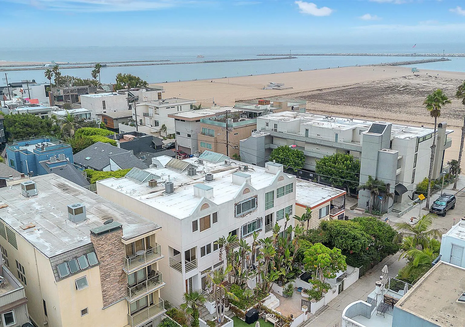 Coastal Luxury Stay | Marina del Rey Home — Photo 3