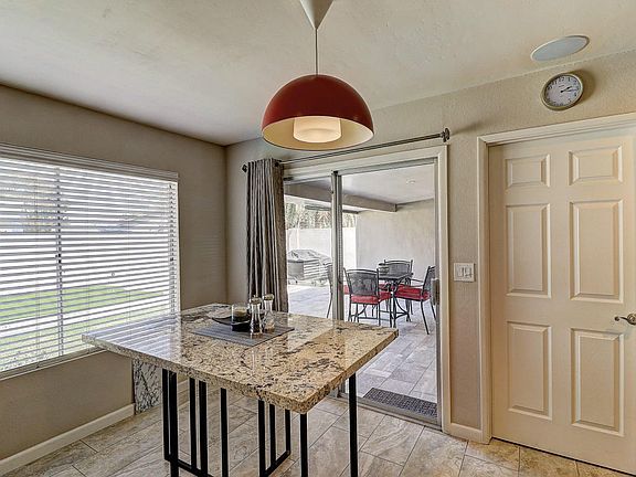 4th image of 4048 E Aster Dr
