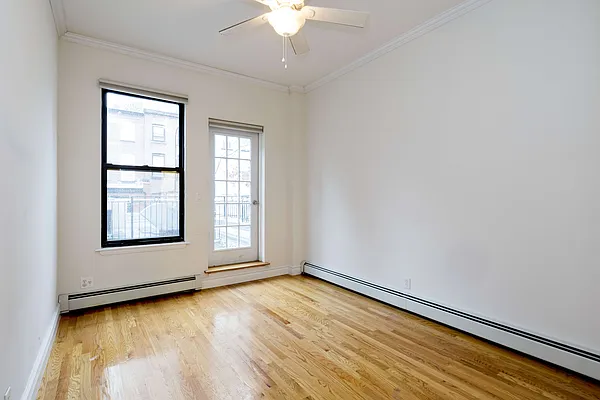 Rented by Compass | media 19