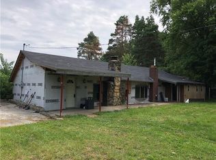 662 Plain Grove Rd, Slippery Rock, PA 16057