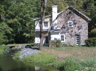 126 Thornton Rd, Thornton, PA 19373