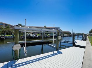 9515 Valencia Cv, Bradenton, FL 34210