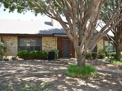 2017 Brookside Dr, Grapevine, TX, 76051