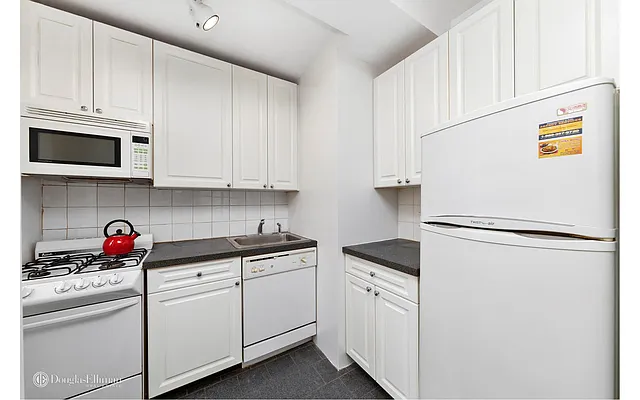Sold by Douglas Elliman | media 2
