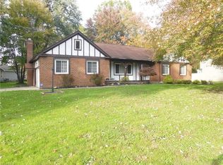 680 Squirrel Hill Dr, Youngstown, OH 44512