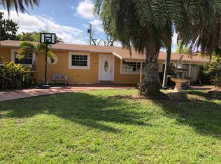 720 W 74th Pl, Hialeah, FL 33014