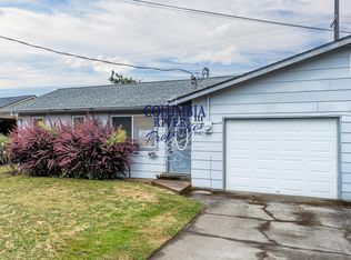 111 Green Acres Dr #A, Castle Rock, WA 98611