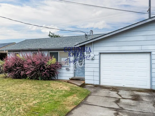 111 Green Acres Dr #A, Castle Rock, WA 98611
