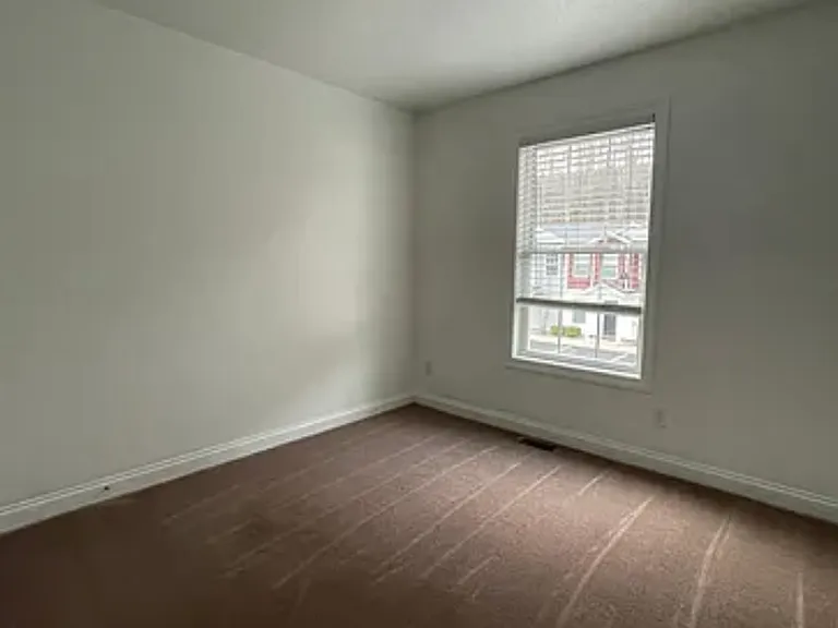 1051 Bratton Br #20 — Photo 7