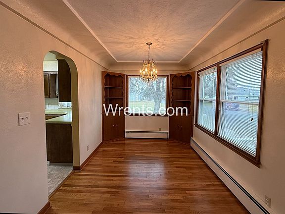 4th image of 3727 E 24th Ave